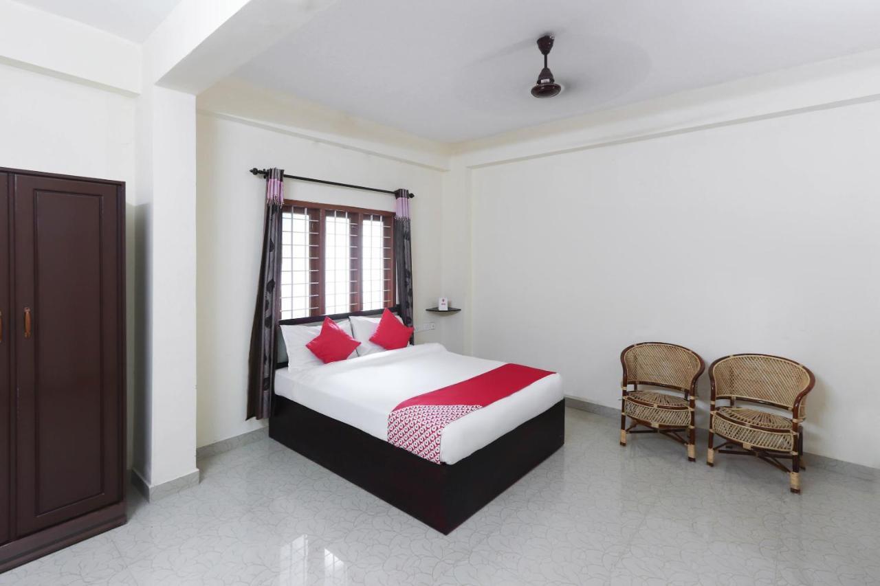 Oyo 49244 Green Castle Residency Nedumkandam Ngoại thất bức ảnh